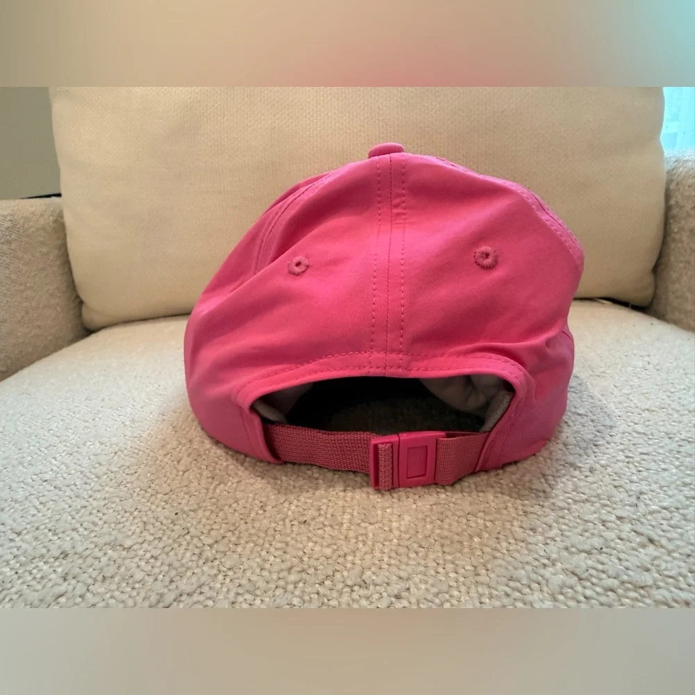 ALO Performance Off Duty Cap - Pink - Picture 3 of 6